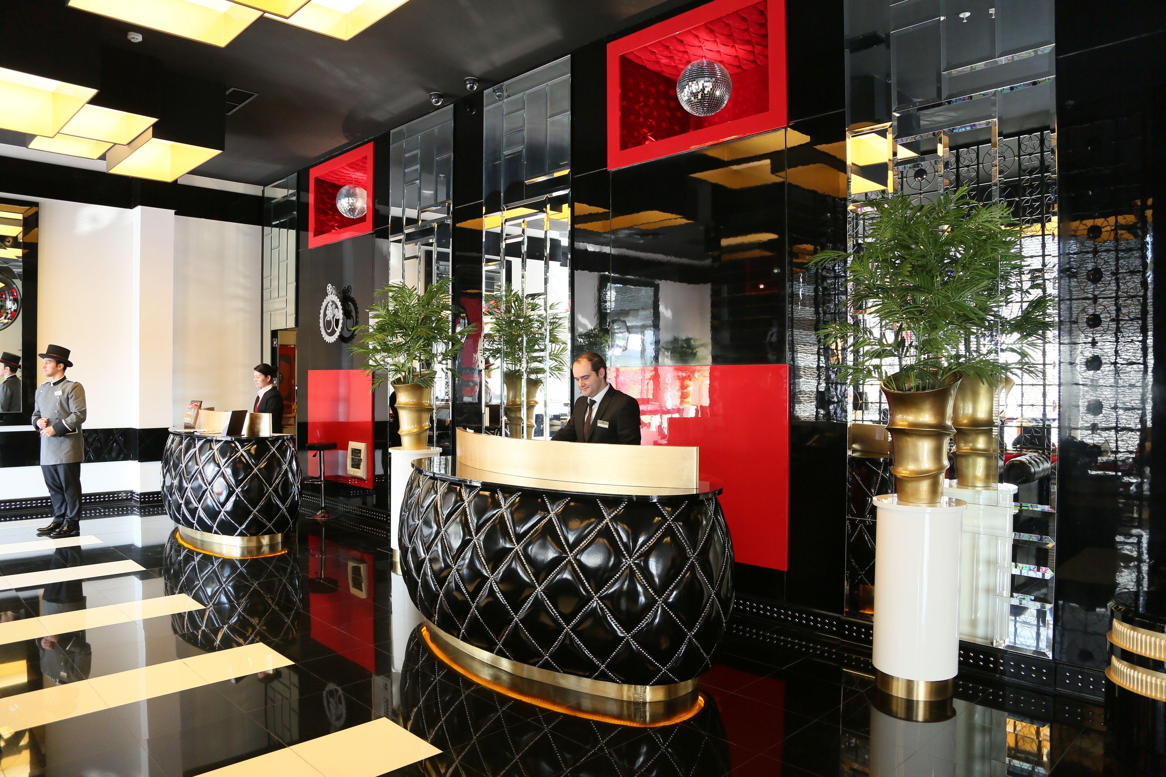 Ramada Hotel & Suites Sisli — Photos 1
